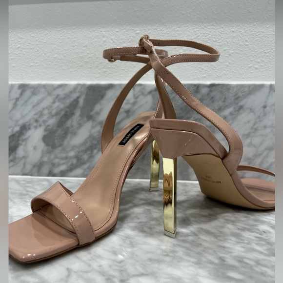 Stiletto high heels - Picture 2 of 6